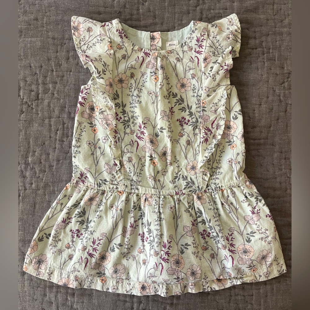 Baby Gap Floral Ruffle Cap Sleeve Dress 2T dusty green button back 100% cotton
